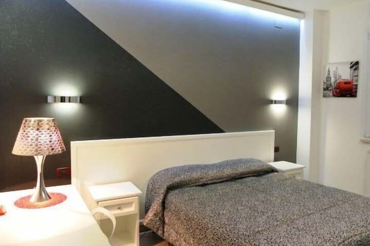 Room 15 of 52