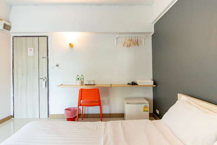 Room 11 of 63