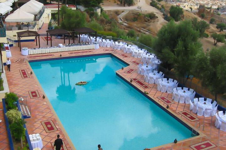 Hotel Pool