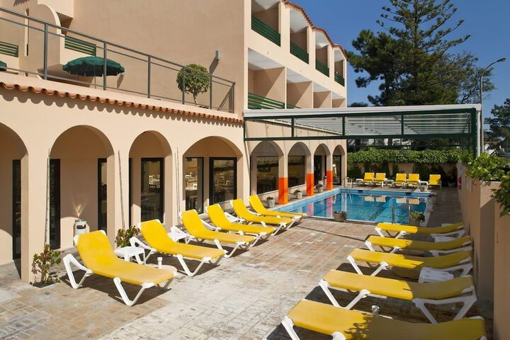Sundeck