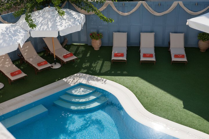 Pool 22 of 58
