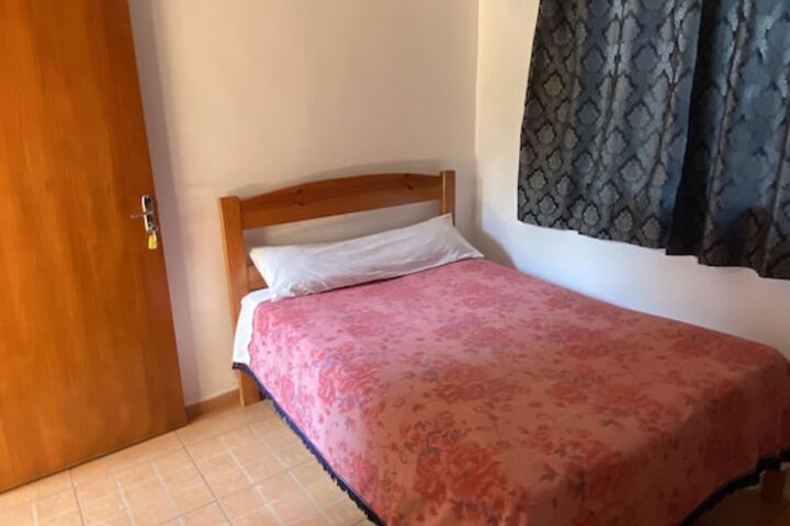 Room 16 of 43