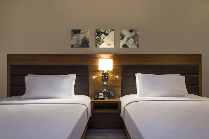 Room 21 of 86