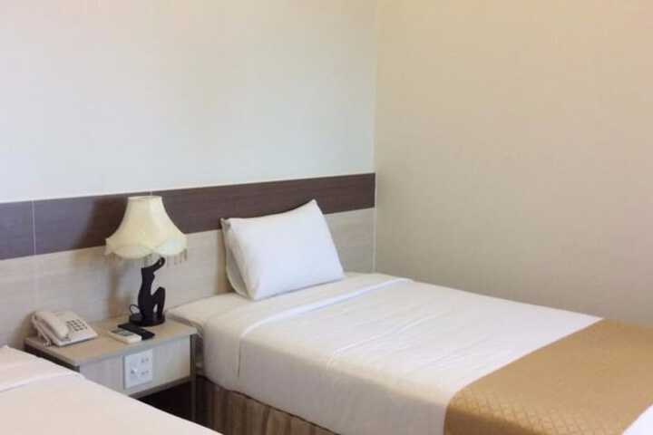 Room 8 of 36