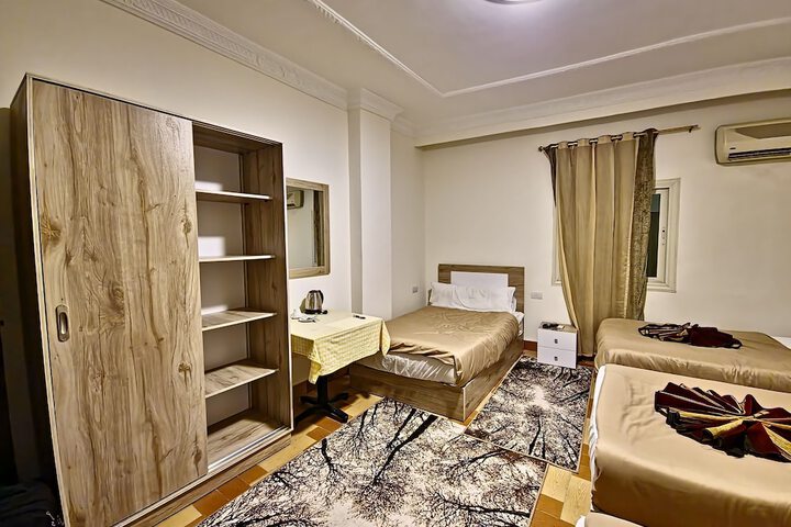 Room 27 of 45