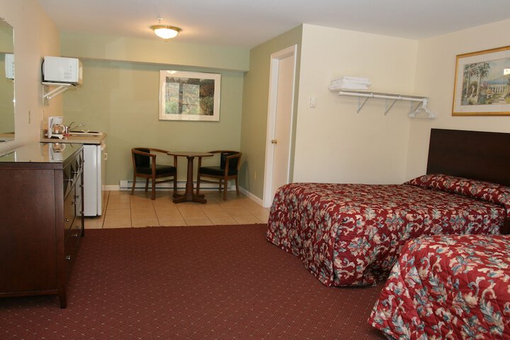 Room 17 of 106