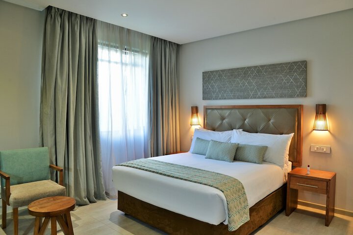 Room 9 of 47