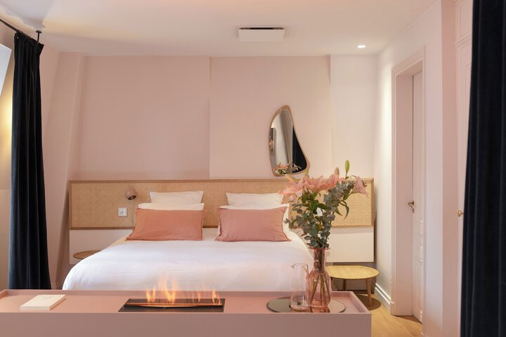 Room 294 of 780