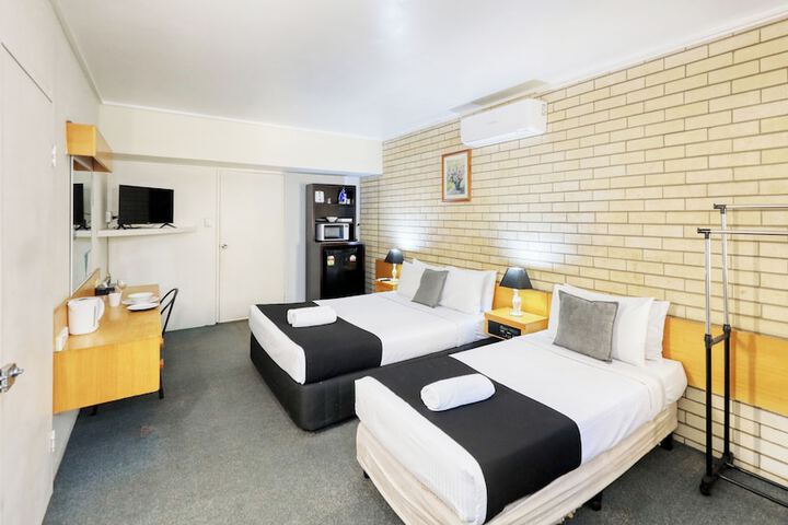 Room 19 of 29
