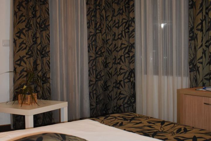 Room 14 of 20