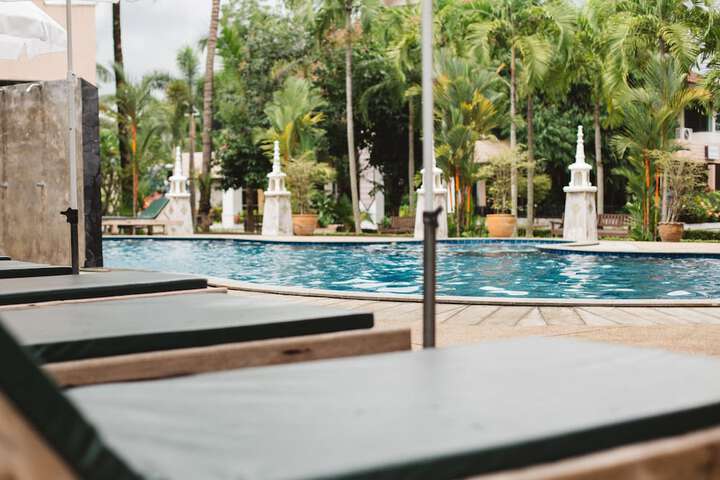 Pool 62 of 140