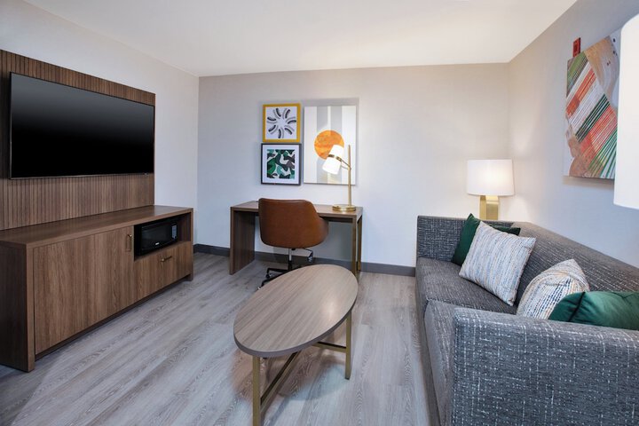 Room 14 of 23