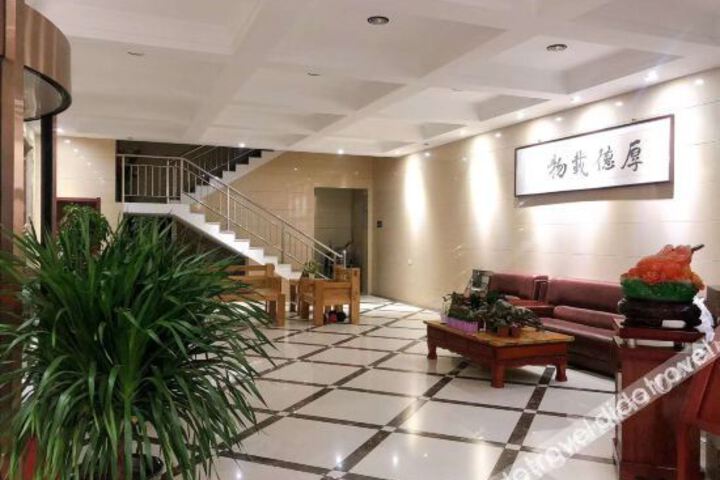 Hotel Interior 5 of 11