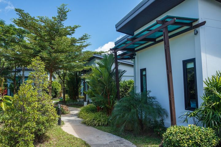 Property Grounds 23 of 29