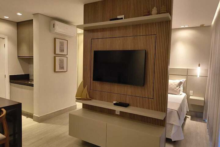 Room 26 of 228