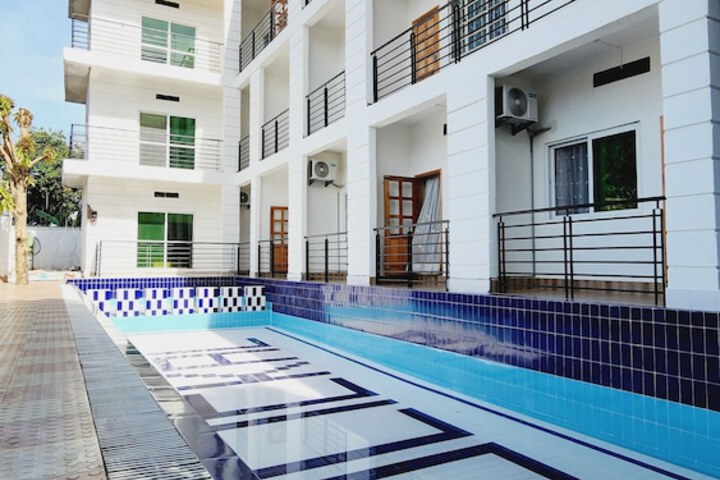 Pool 32 of 38