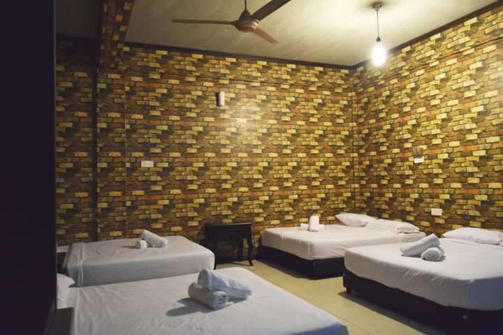 Room 5 of 26