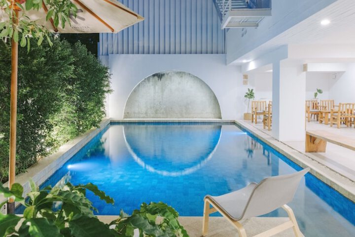 Pool 37 of 63