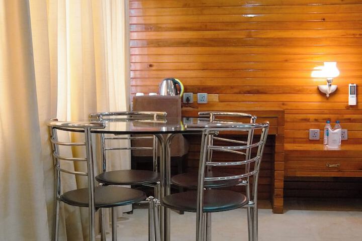 Room 15 of 40