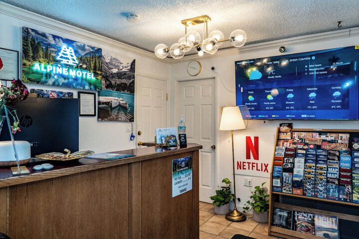 Alpine Motel in Hope, BC