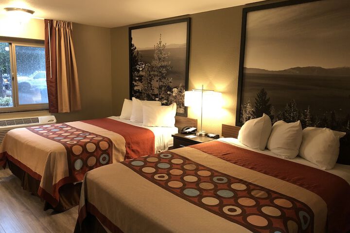 Room 3 of 19