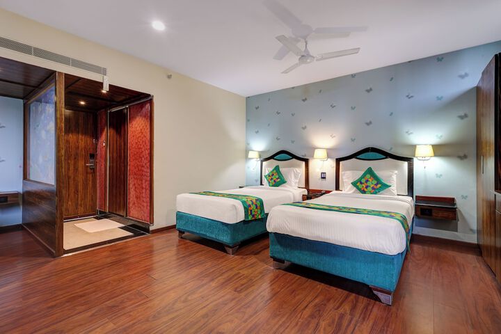 Room 14 of 50