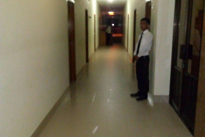 Ballroom/Hall 45 of 52