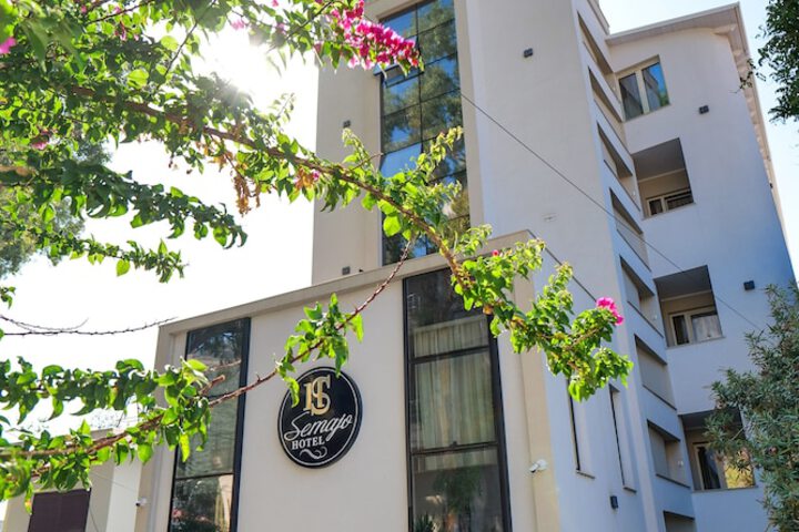Hotel Semajo