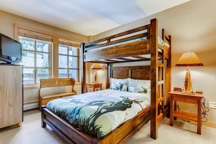 Room 5 of 36