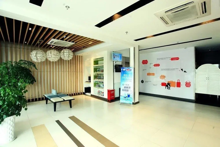 Hotel Interior 2 of 14