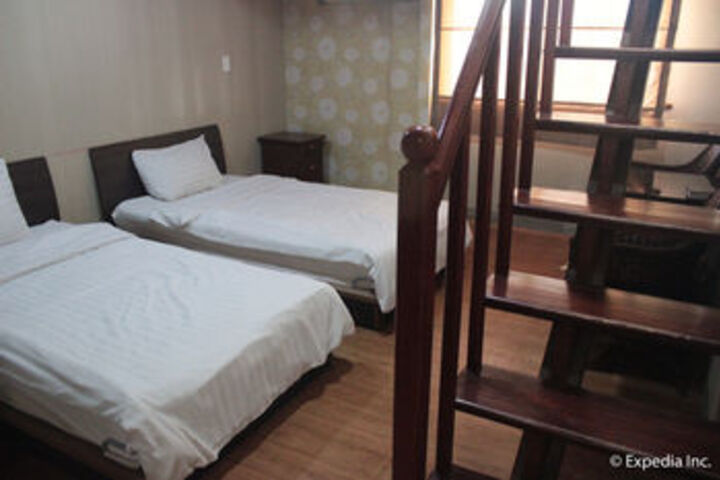 Room 45 of 79