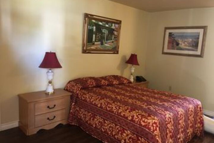 Room 3 of 13