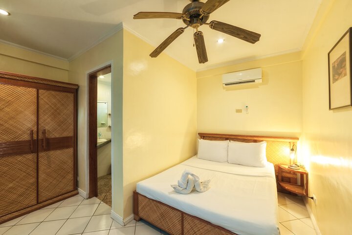 Room 13 of 50