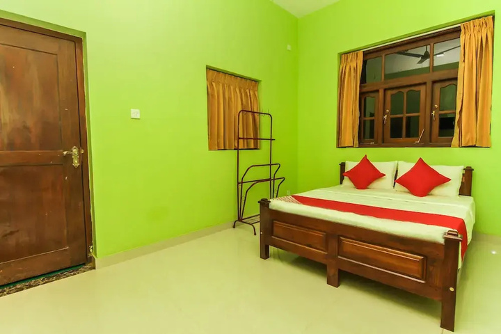 OYO 127 Eestee Rest - Negombo