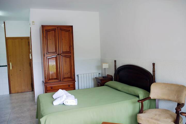 Room 4 of 55