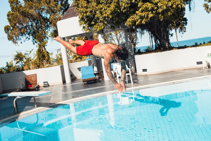 Pool 199 of 259