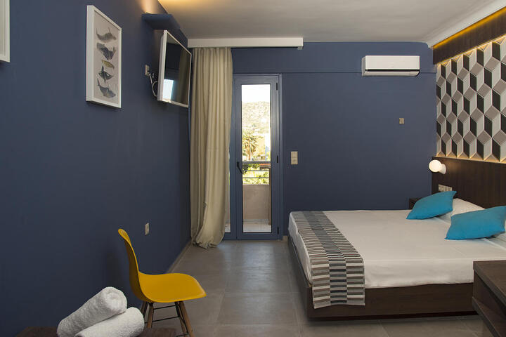 Room 19 of 39
