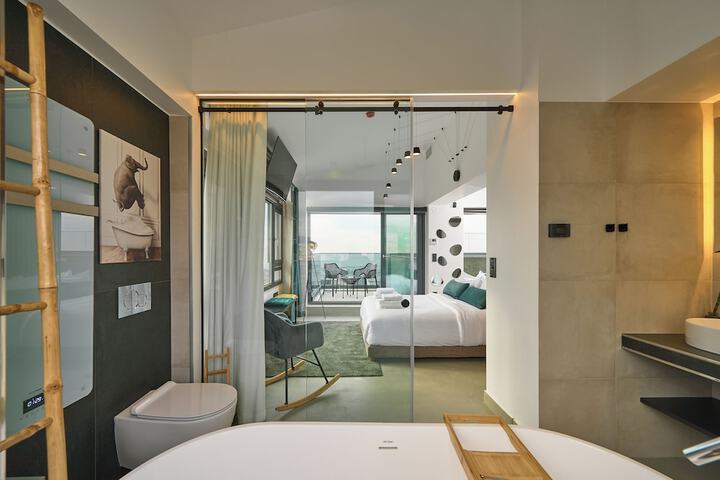 Room 88 of 113