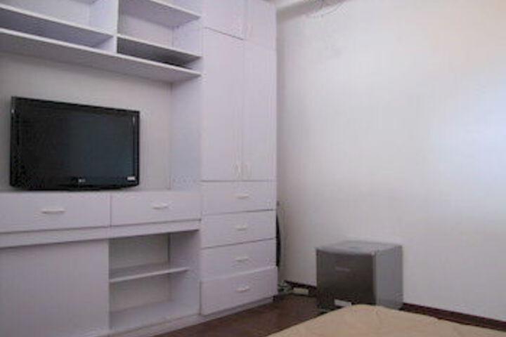 Room 60 of 83