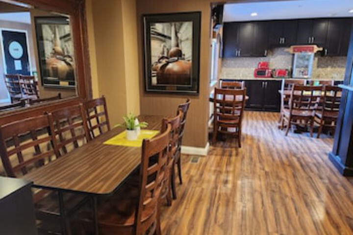 Breakfast area