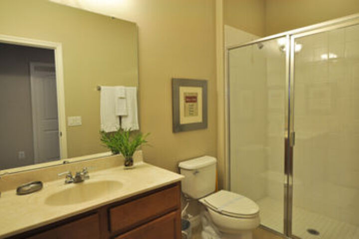 Room 2 of 27