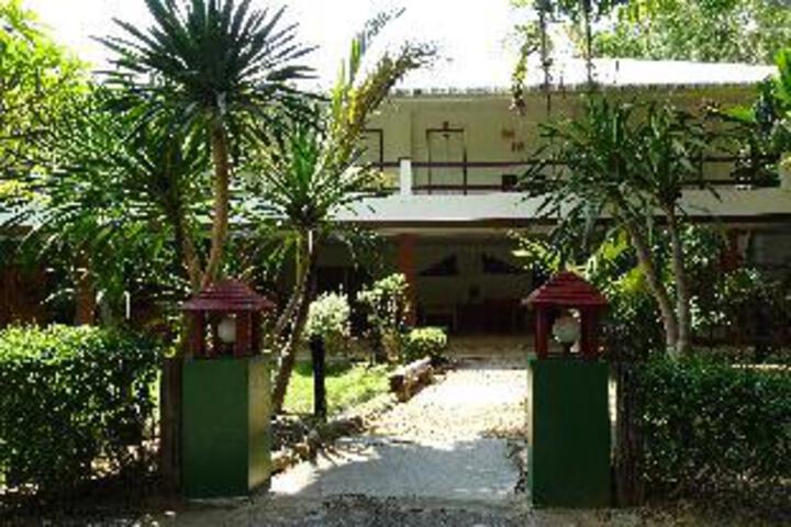 Hotel 2 of 53