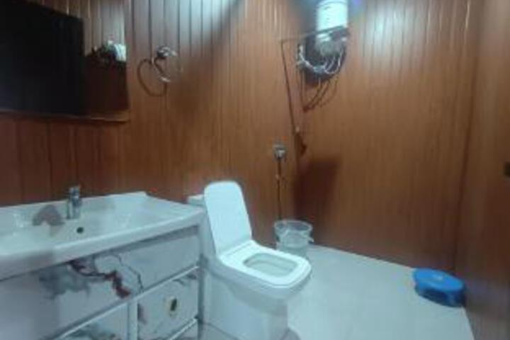 Room 20 of 22