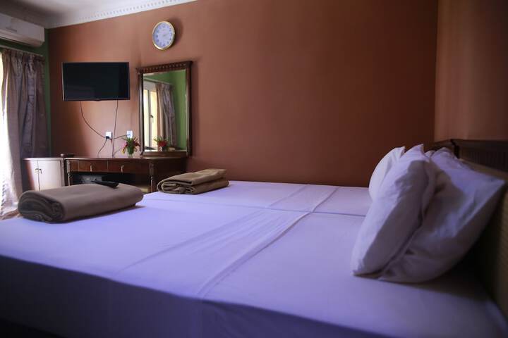 Room 9 of 54