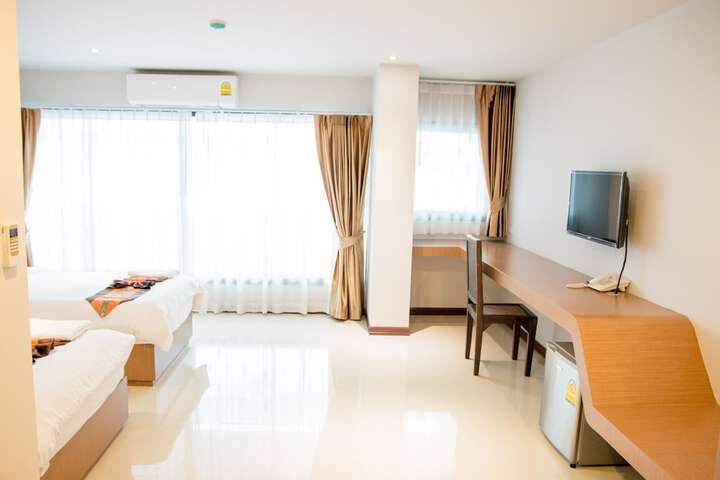 Room 5 of 30