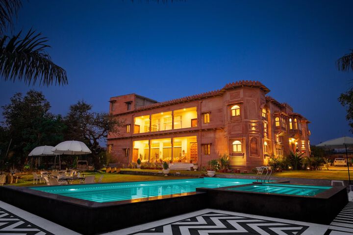 Castle Oodeypore a Boutique Stay Udaipur