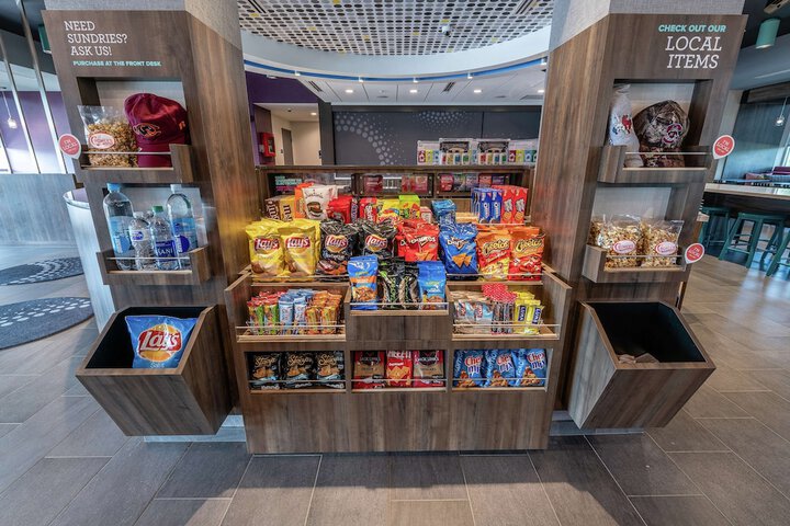 Snack bar