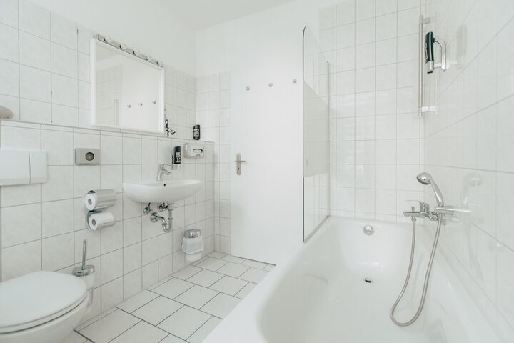 Room 250 of 289