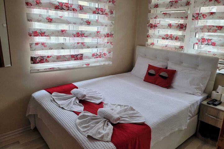 Room 14 of 30