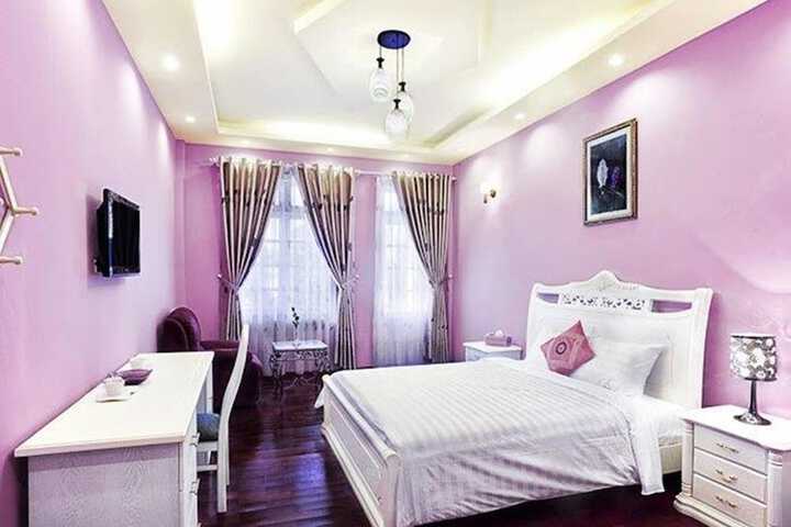 Room 9 of 54